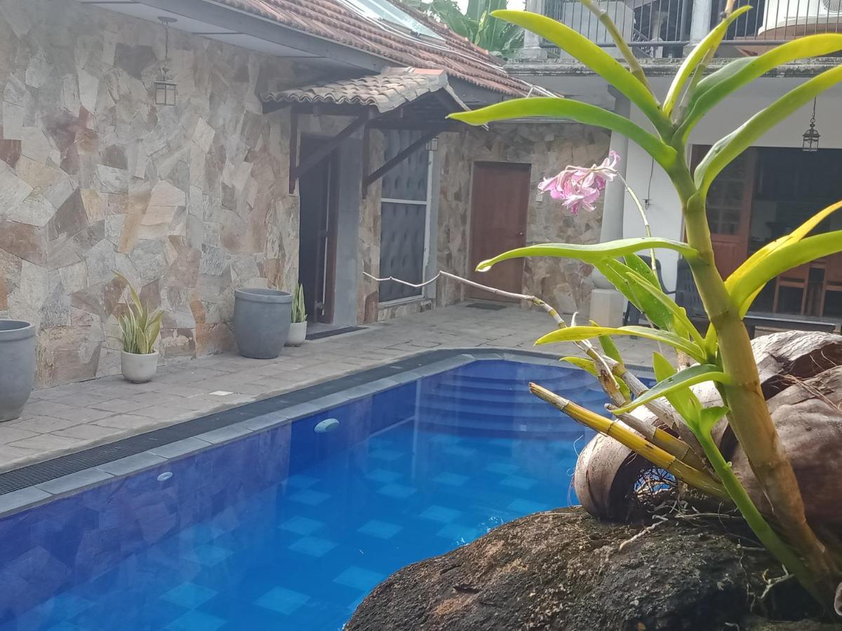Siriniwasa Luxury Villa With Private Pool Induruwa Bagian luar foto