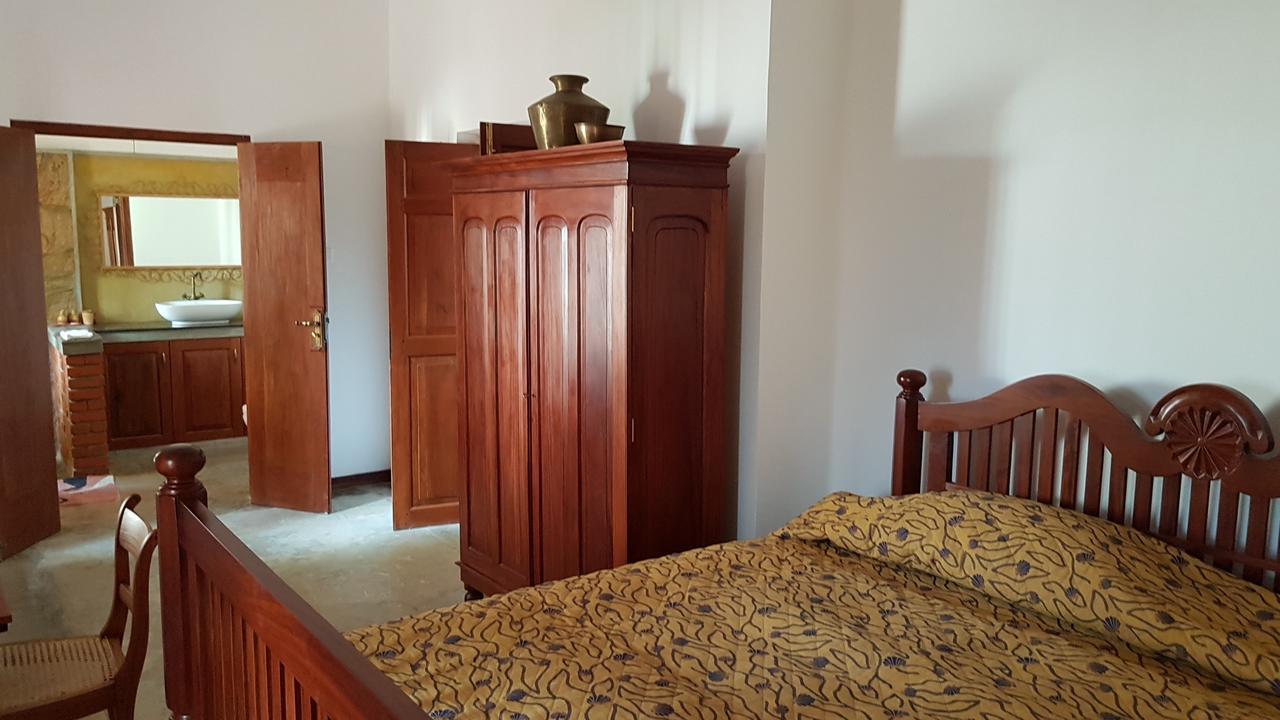 Siriniwasa Luxury Villa With Private Pool Induruwa Bagian luar foto