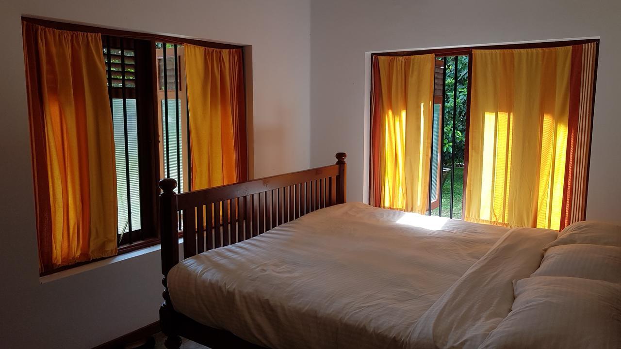 Siriniwasa Luxury Villa With Private Pool Induruwa Bagian luar foto