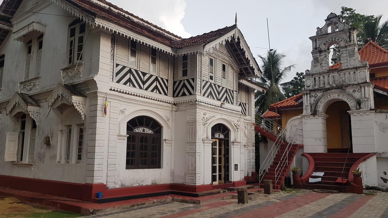 Siriniwasa Luxury Villa With Private Pool Induruwa Bagian luar foto